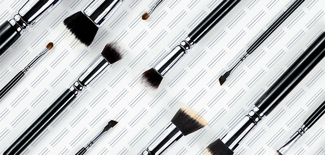 makeup brushes pattern